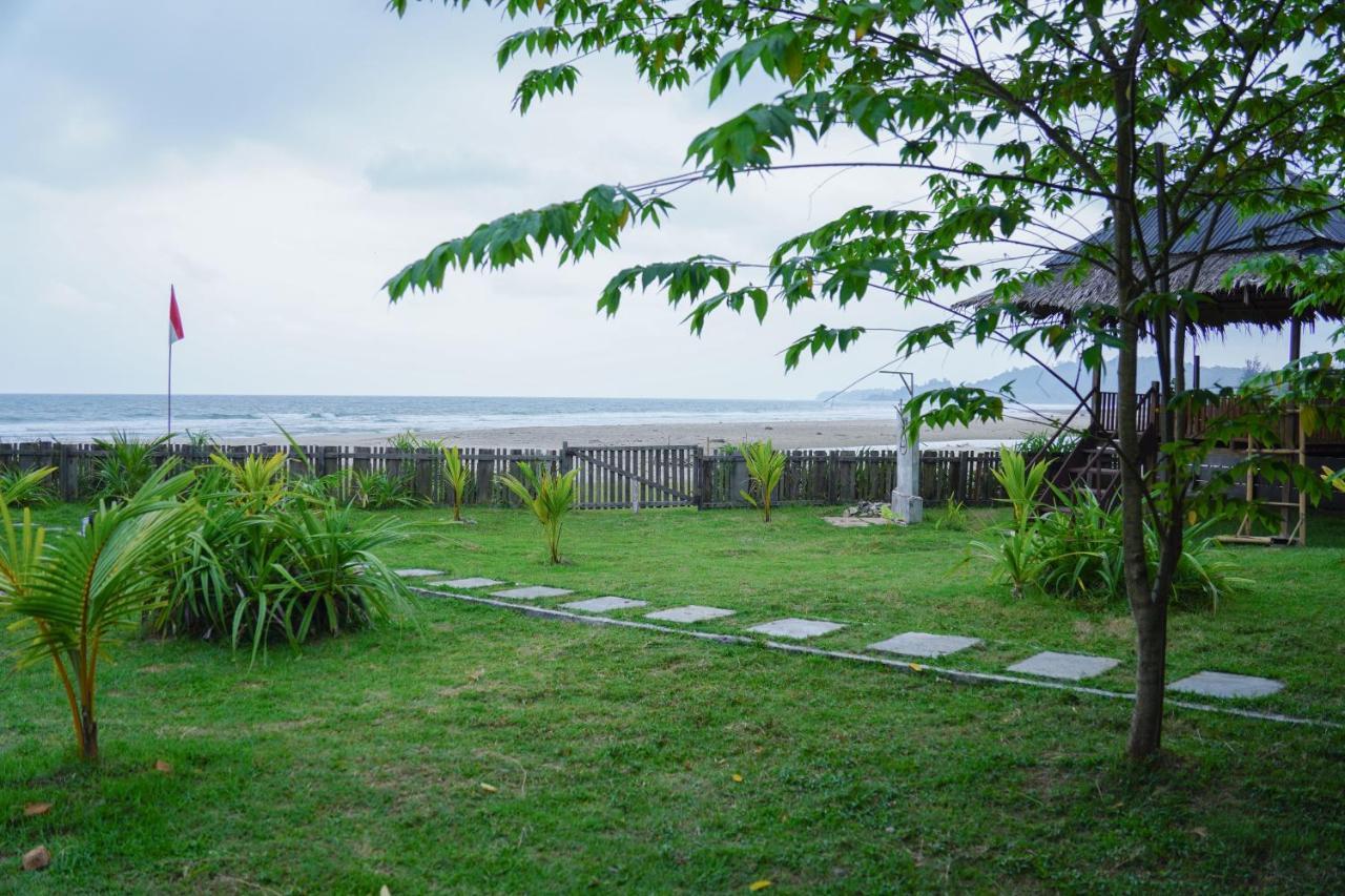 Momos Surf Shack Hotel Salul Buitenkant foto